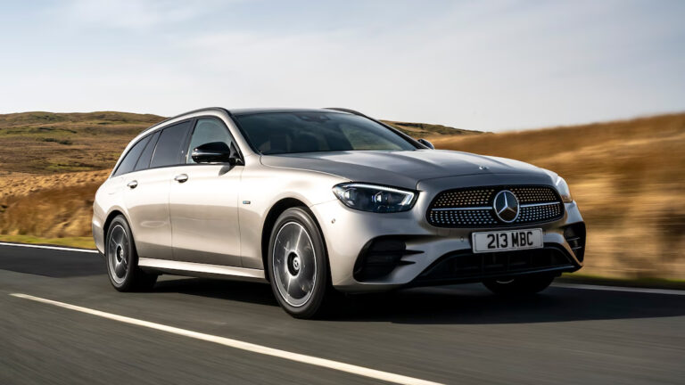 e-class-estate-hybrid the greek taxi 2024