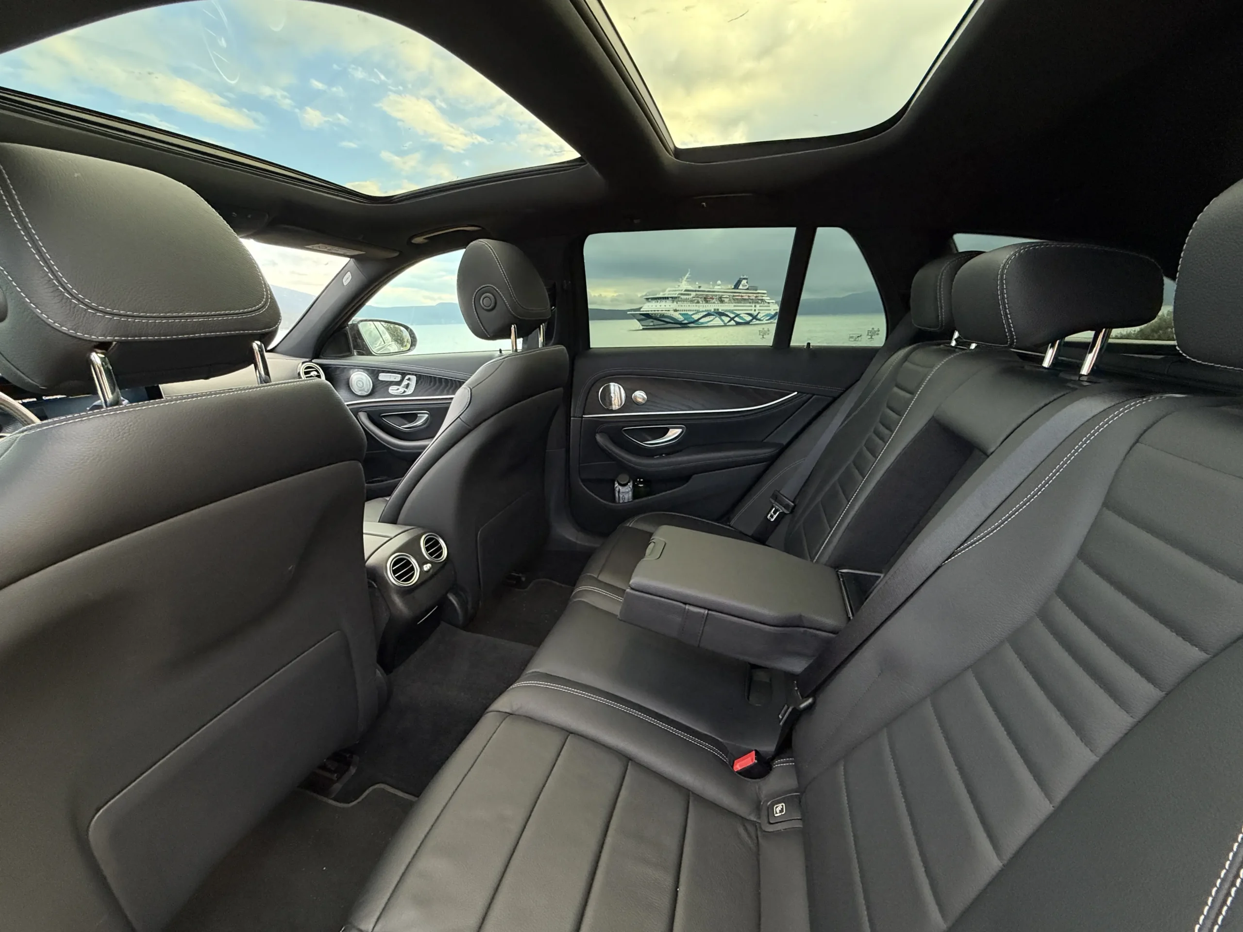 Mercedes E-Class AMG Hybrid Business Class & Chauffeur Hire - The Greek Taxi