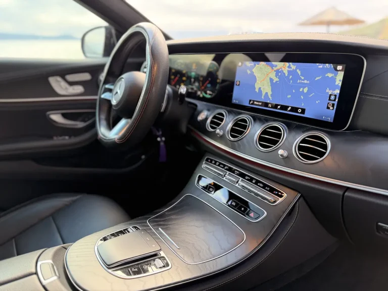 Mercedes E-Class AMG Hybrid Business Class & Chauffeur Hire - The Greek Taxi14