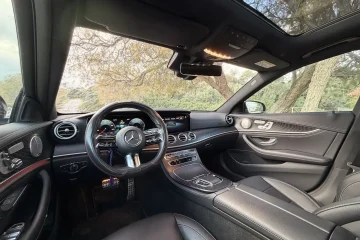 Mercedes E-Class AMG Hybrid Business Class & Chauffeur Hire - The Greek Taxi4