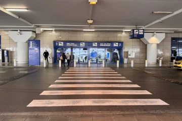 pedestrian crossing Greece NOT